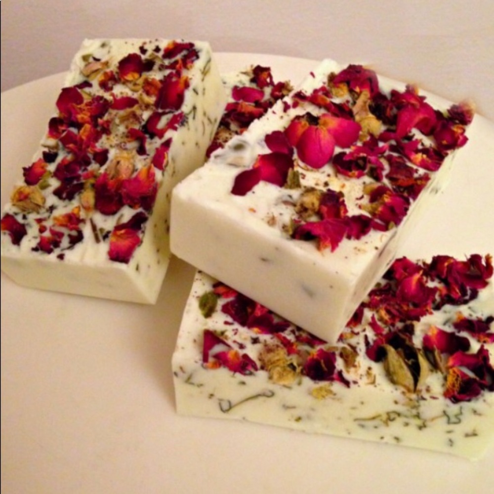 10 Rose Soaps